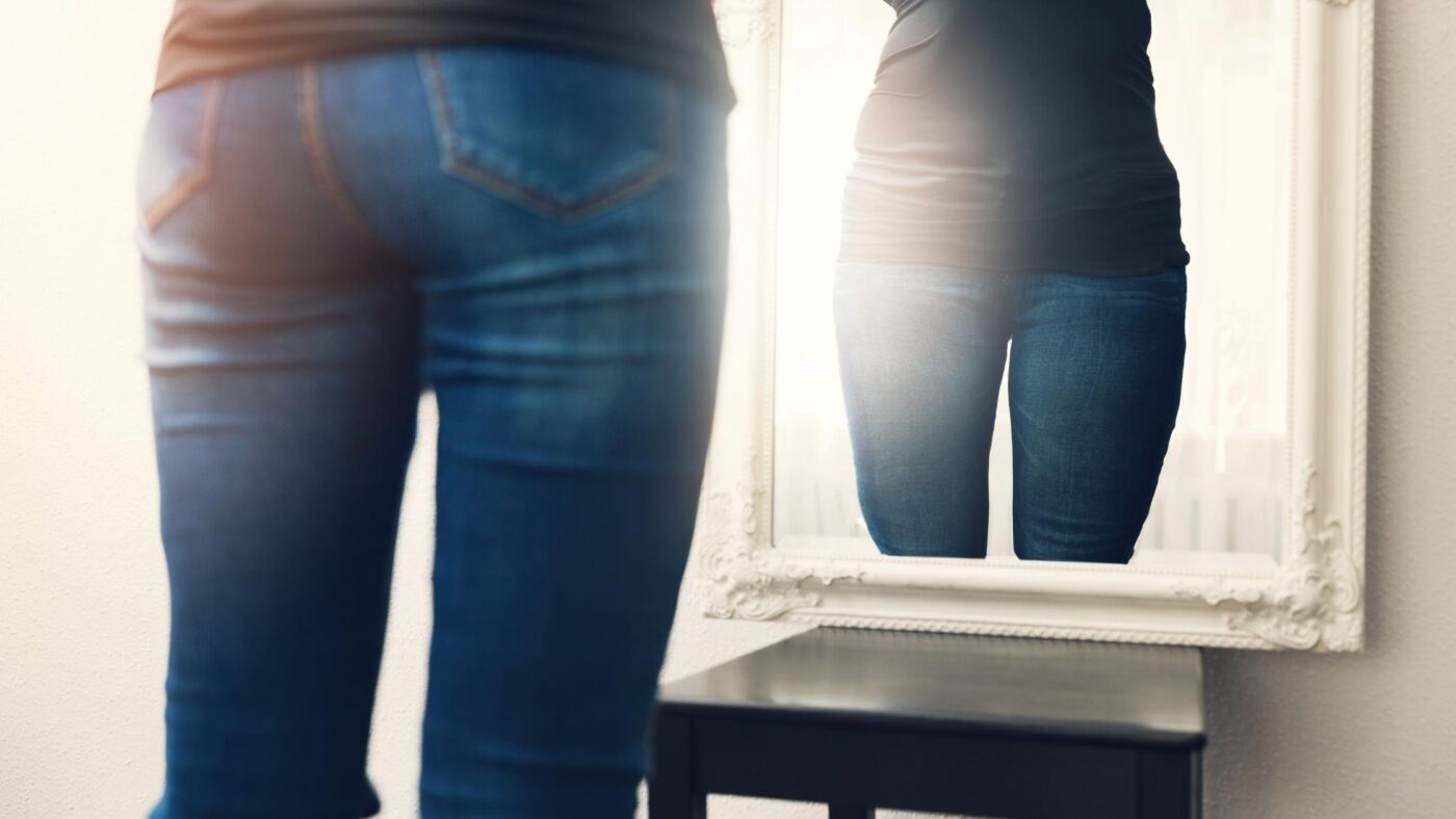 Untitled design-6 Stop asking yourself"Why am I so fat?"